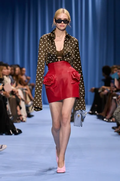 Look 38
